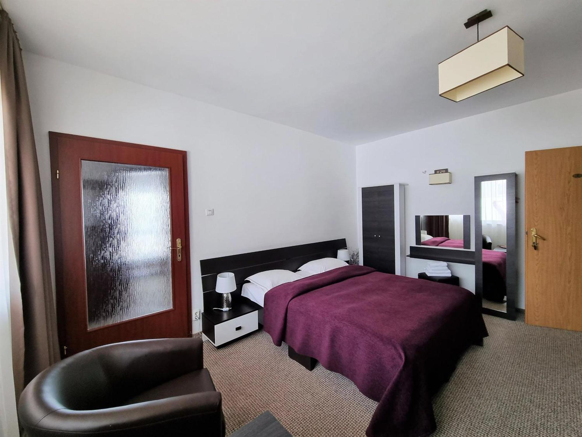 Casa Cristina Hotel Braşov Buitenkant foto