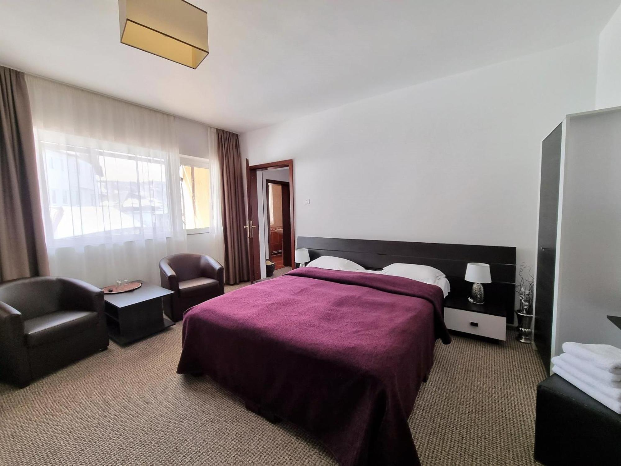 Casa Cristina Hotel Braşov Buitenkant foto