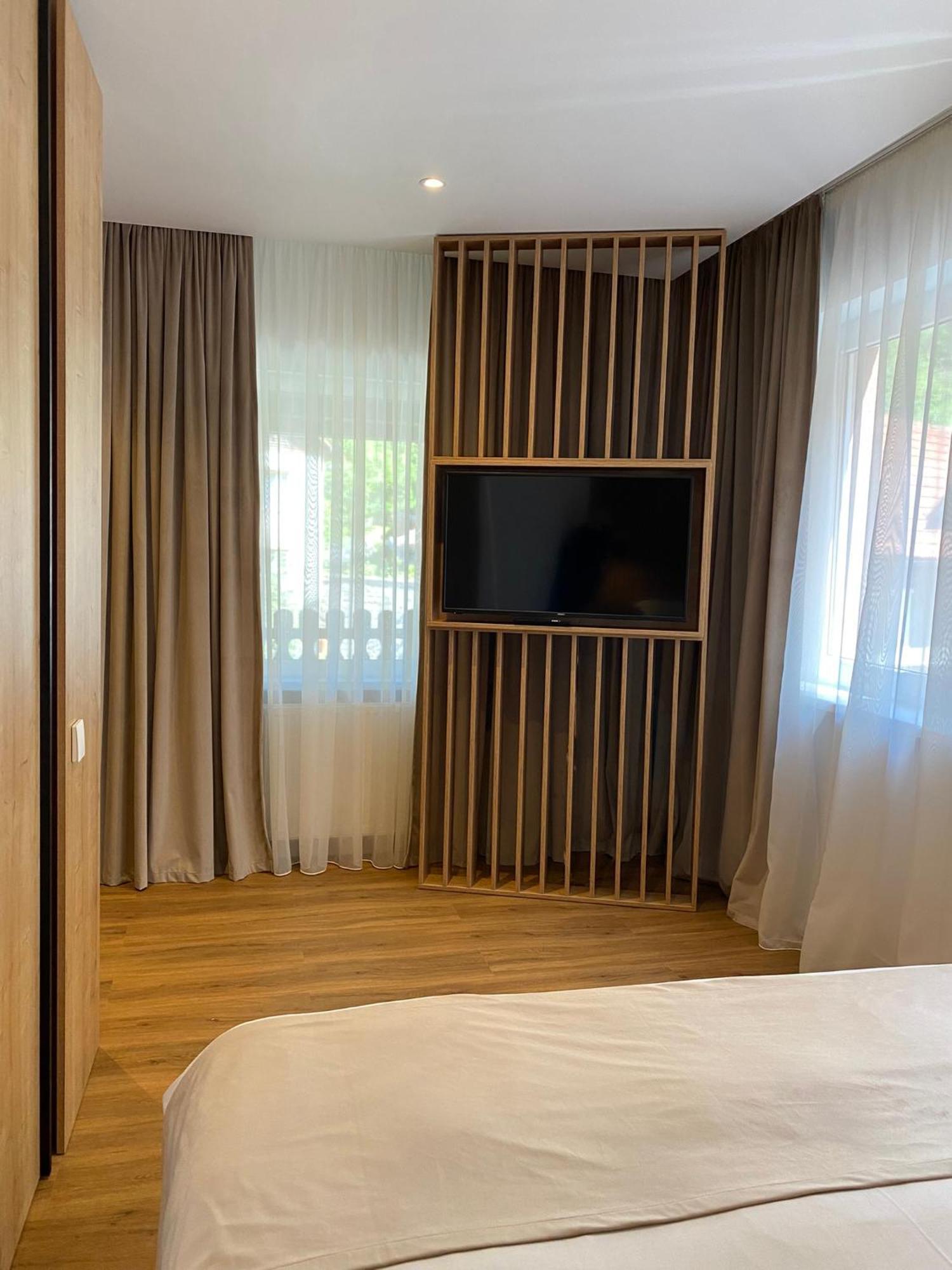 Casa Cristina Hotel Braşov Buitenkant foto