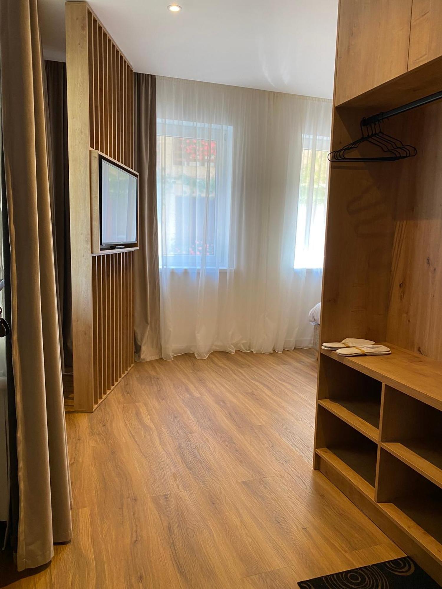 Casa Cristina Hotel Braşov Buitenkant foto