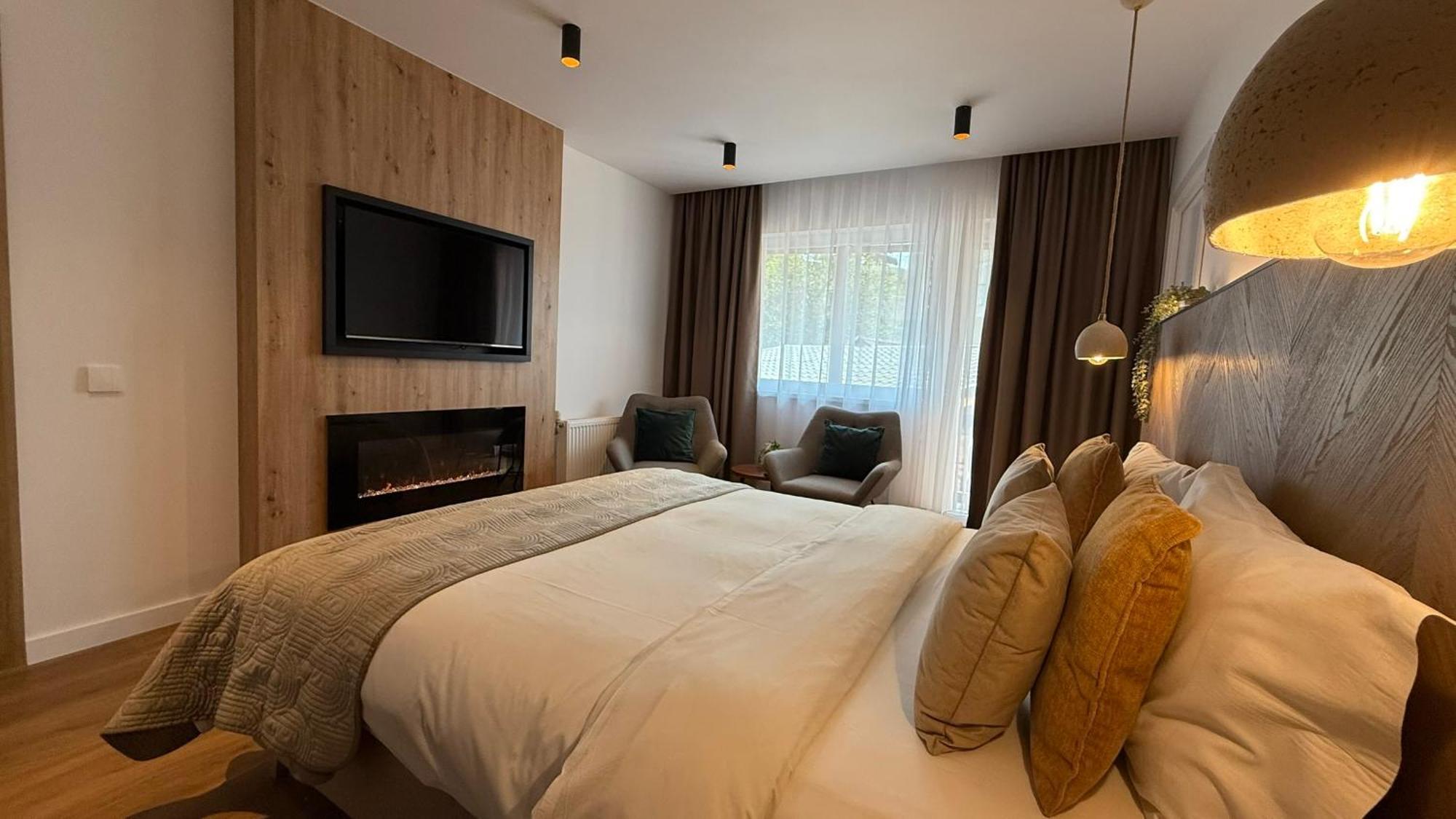 Casa Cristina Hotel Braşov Buitenkant foto